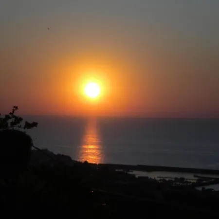 Hostel Ring Forio (Isola d'Ischia)